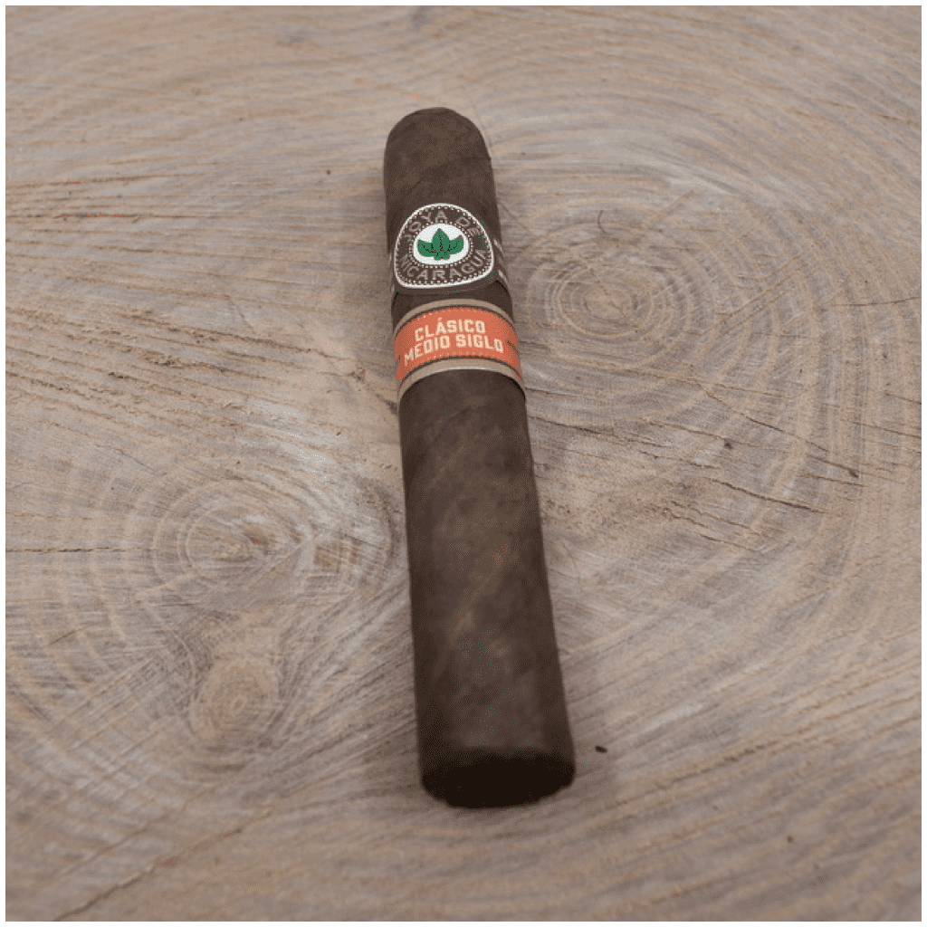 Joya de Nicaragua Clasico Medio Siglo Robusto